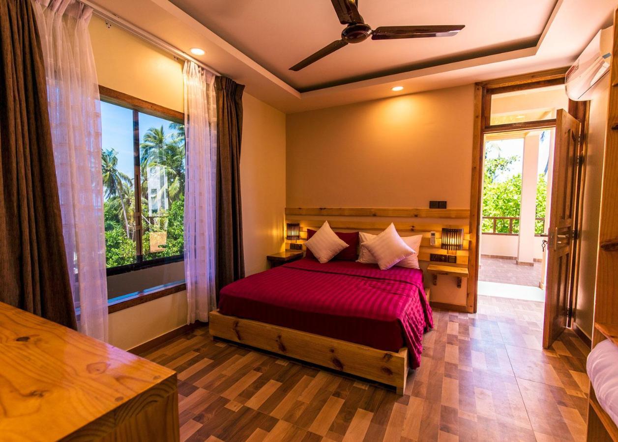 Endheri Sunset Dhangethi Dış mekan fotoğraf